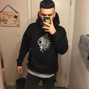 Meet your Posher, Ray